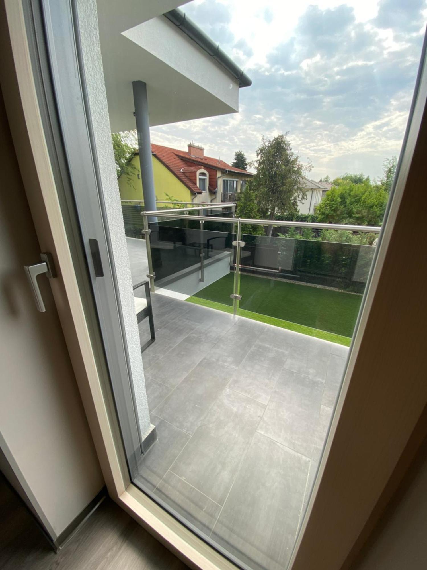 Modern Living In Budapešť Exteriér fotografie